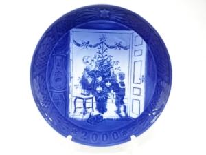 ROYAL COPENHAGEN　ロイヤルコペンハーゲン　Trimming the Tree　イヤープレート(2000年)　洋食器